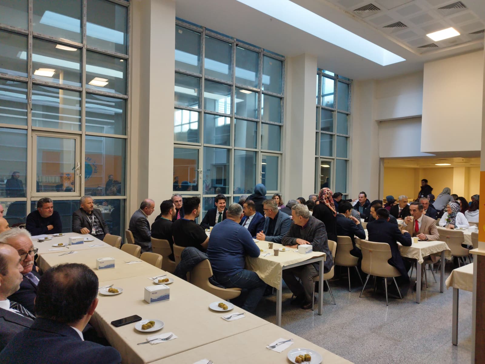 Seydişehir Kaymakamı ve Kurum Müdürlerinden Yeni Başhekime Hayırlı Olsun Ziyareti - Görsel 1