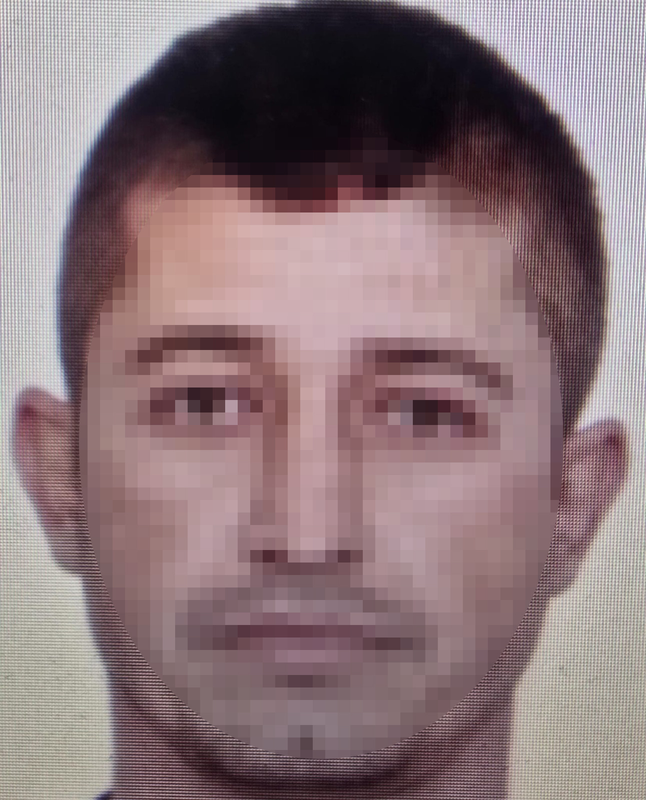 Adana -Çocuğunun eski öğretmenini darbedip, tabancayla ateş eden şüphelinin 20 suç kaydı varmış - Görsel 1