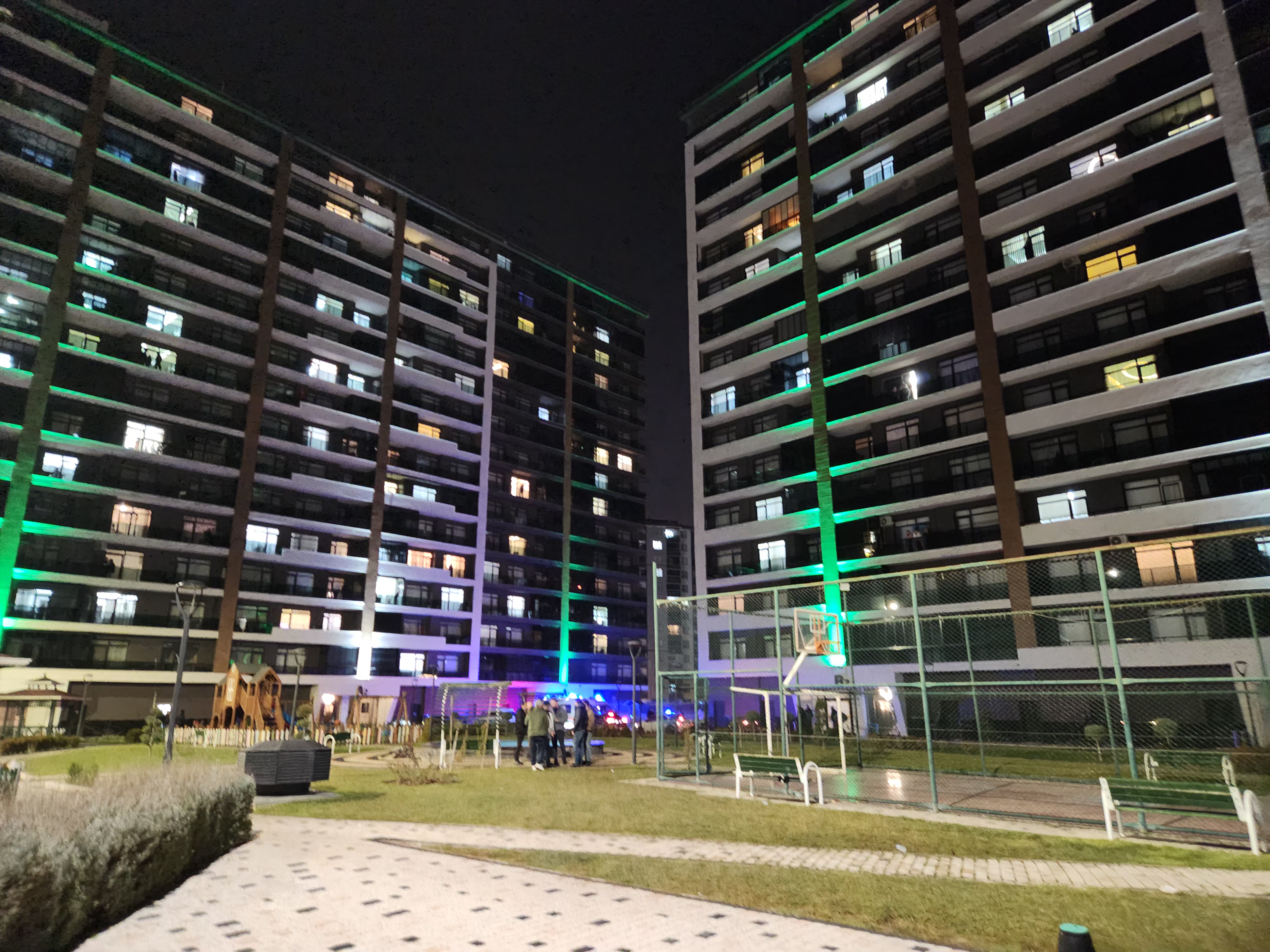 Konyada Kız kardeşini öldürüp, annesini yaraladıktan sonra intihar etti - Görsel 2