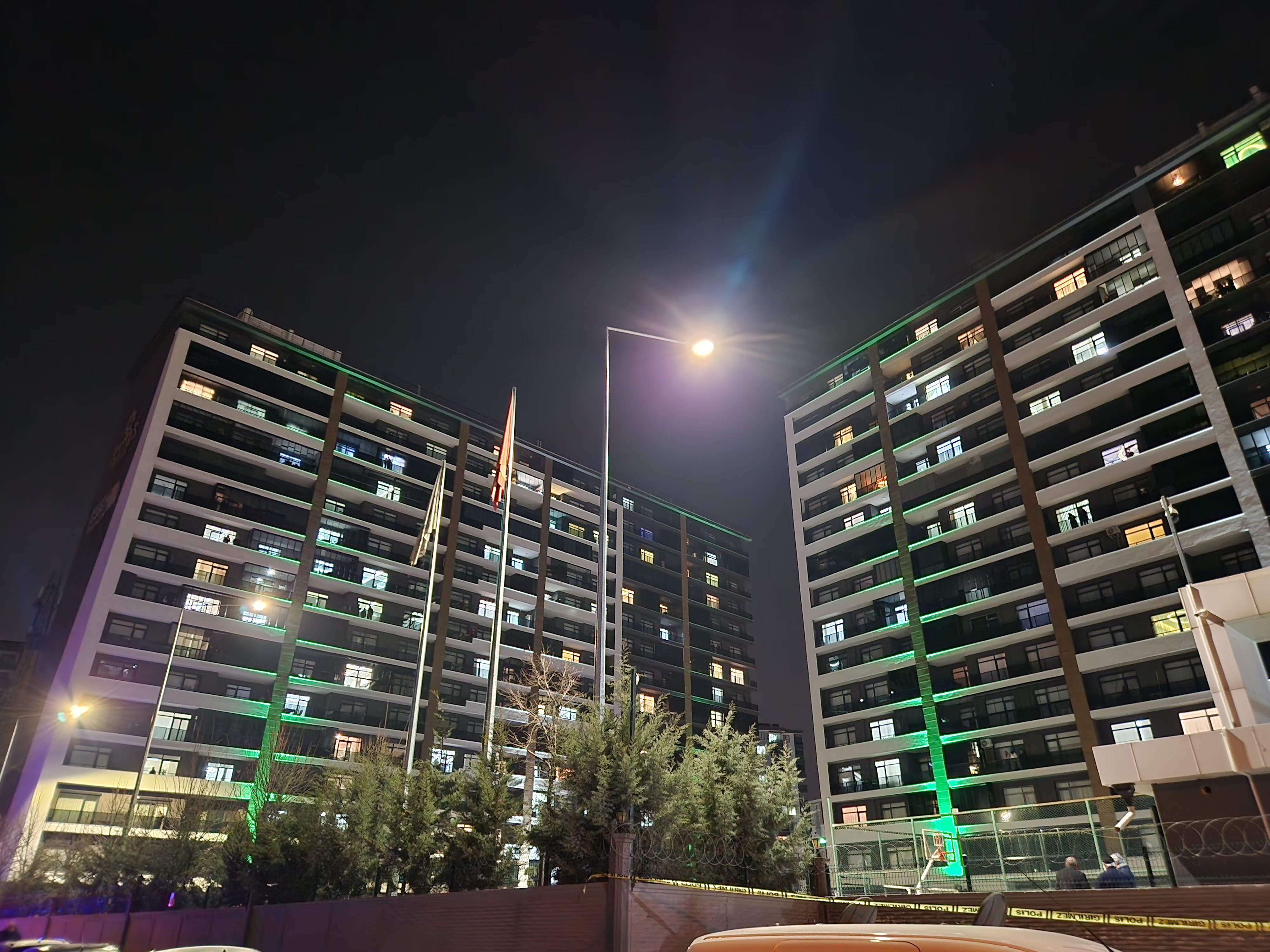 Konyada Kız kardeşini öldürüp, annesini yaraladıktan sonra intihar etti - Görsel 5