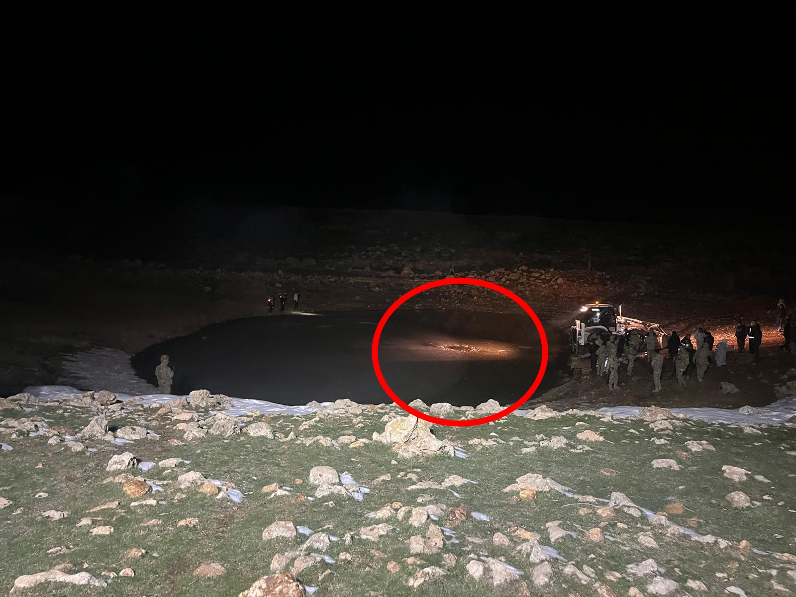 Mardin’de kayıp 2 çocuğun, yüzeyi buz tutan gölette cansız bedenleri bulundu - Görsel 1