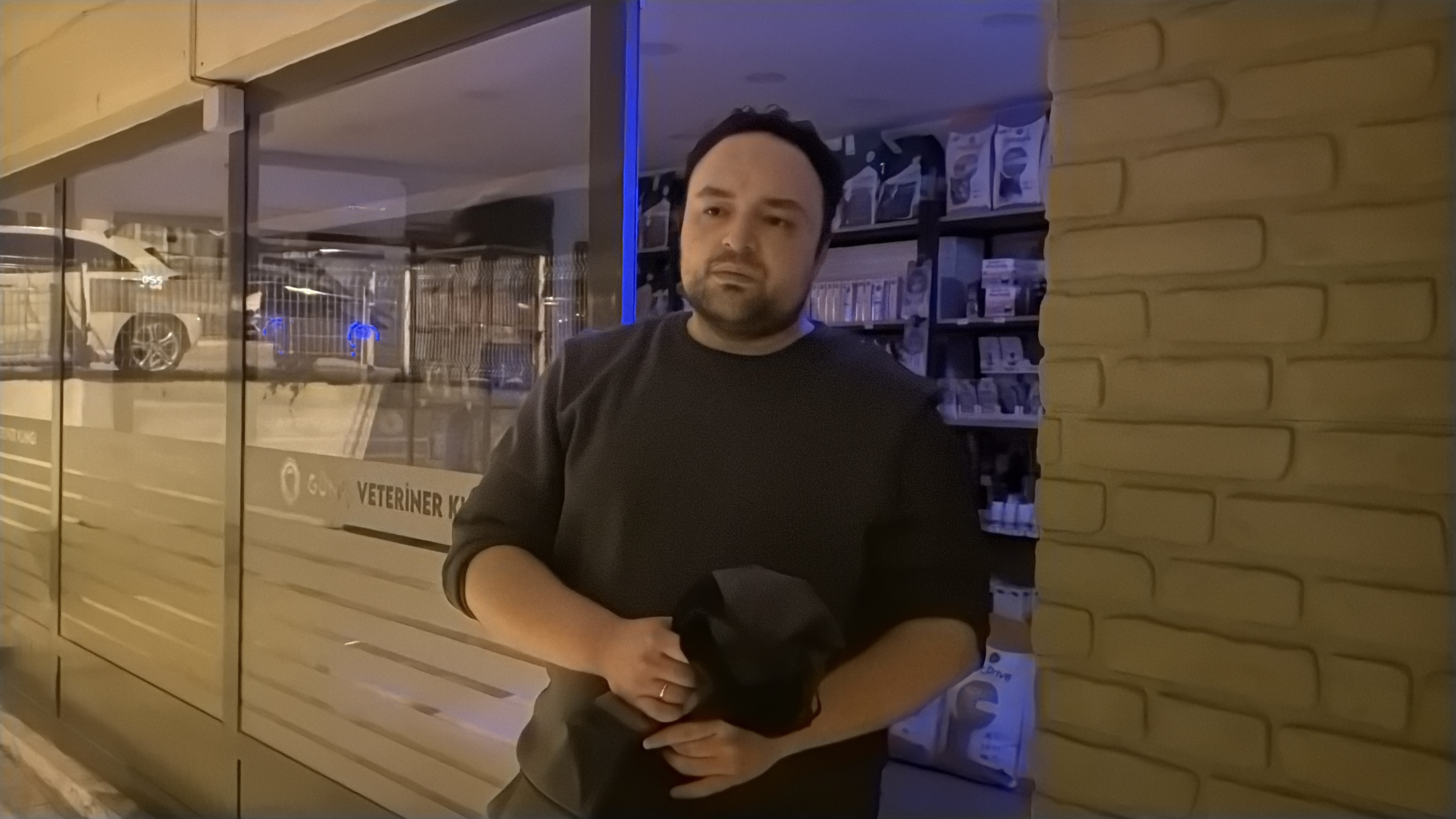 KARABÜKTE Kızının erkek arkadaşını pompalı tüfekle yaraladı - Görsel 3