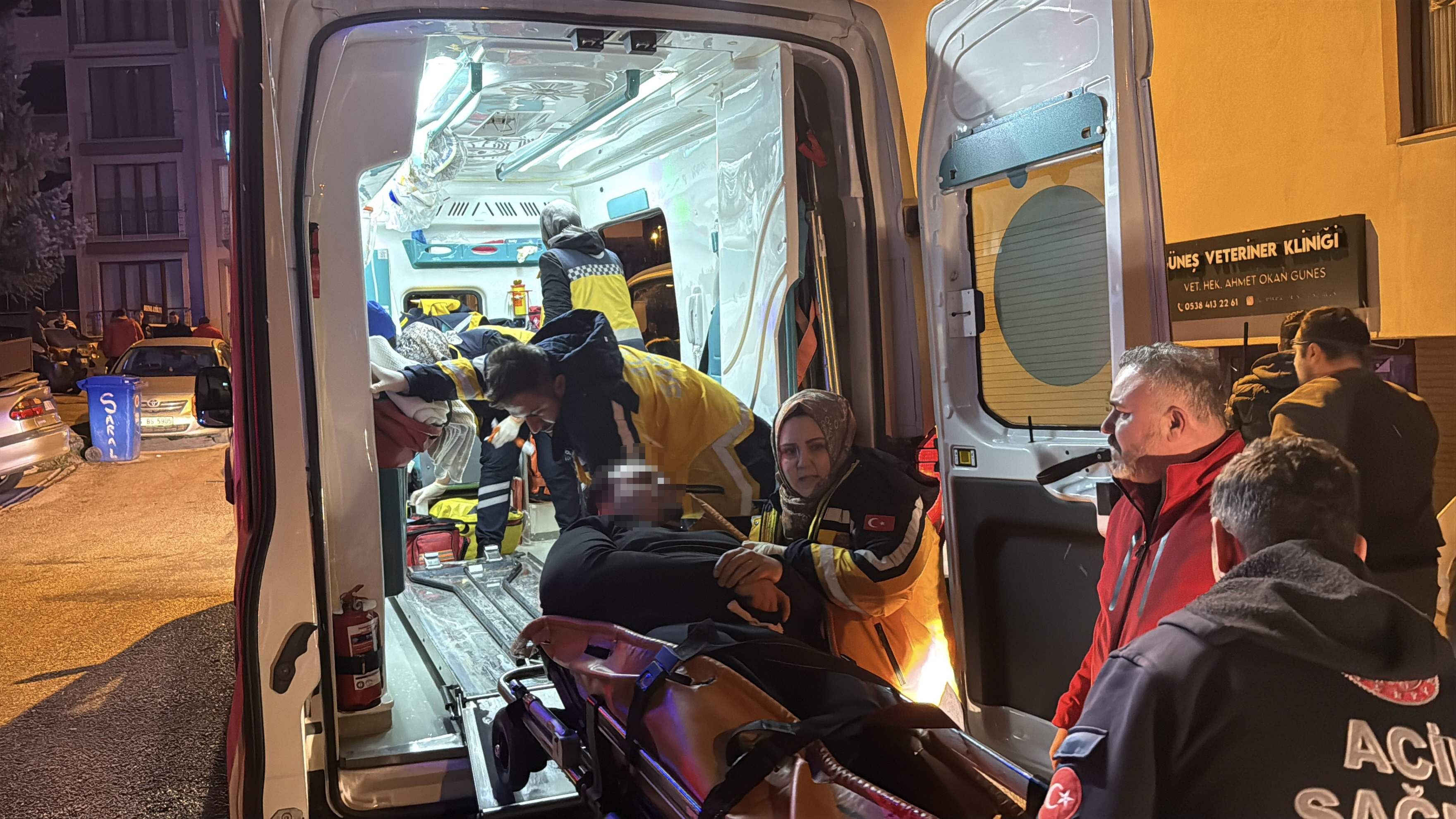 KARABÜKTE Kızının erkek arkadaşını pompalı tüfekle yaraladı - Görsel 7