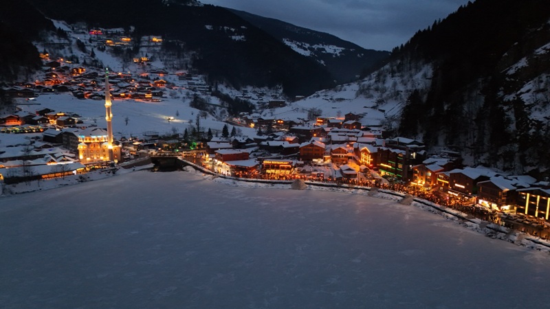 Uzungöl Kış Festivali’ne 'Kalandar' geleneğiyle start verildi - Görsel 3