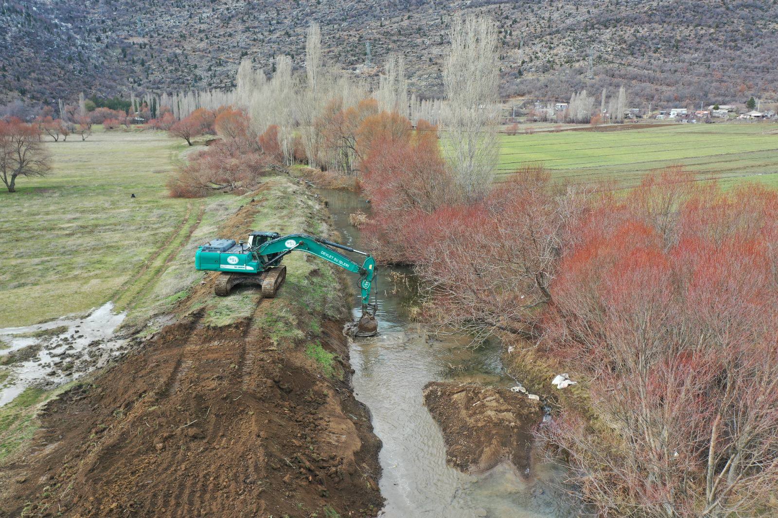Seydişehir'deki Taşağıl Elmasut Kanalında Temizlik Seferberliği - Görsel 4