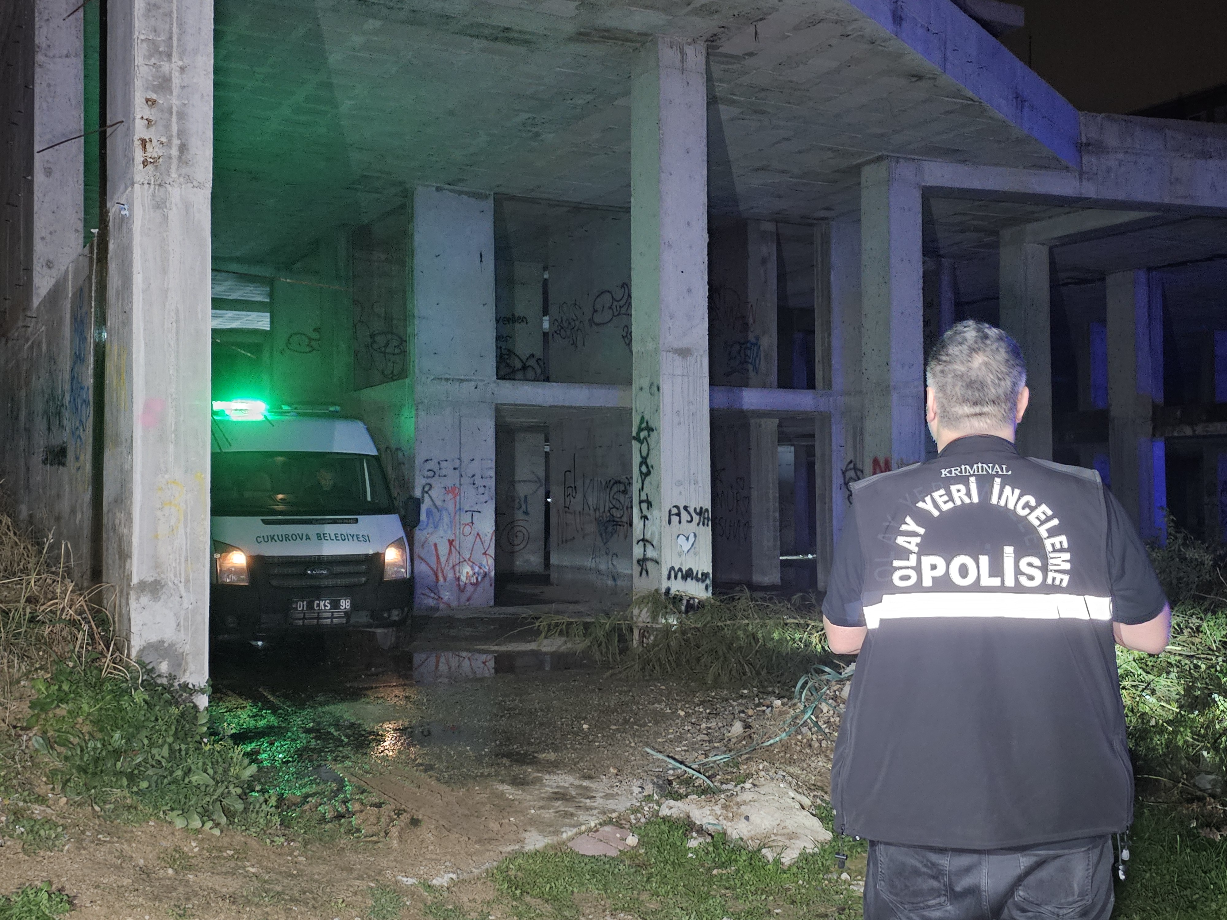 Adana - 2 metre derinliğinde su biriken inşaatın bodruma düşüp, boğuldu - Görsel 5
