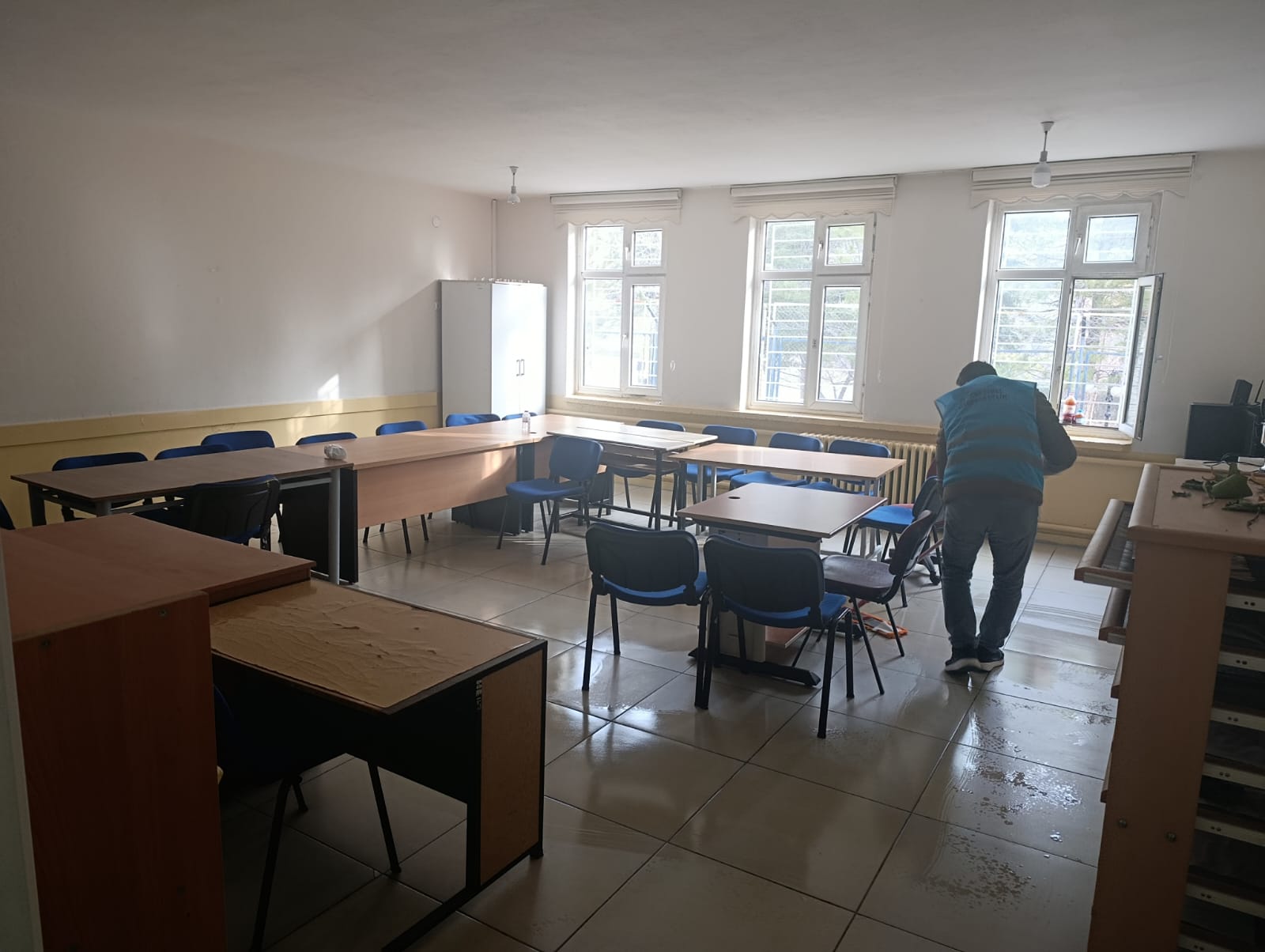 Seydişehir’de Okullar Yeni Döneme Pırıl Pırıl Giriyor: Denetimli Serbestlikten Eğitime Büyük Destek! - Görsel 4