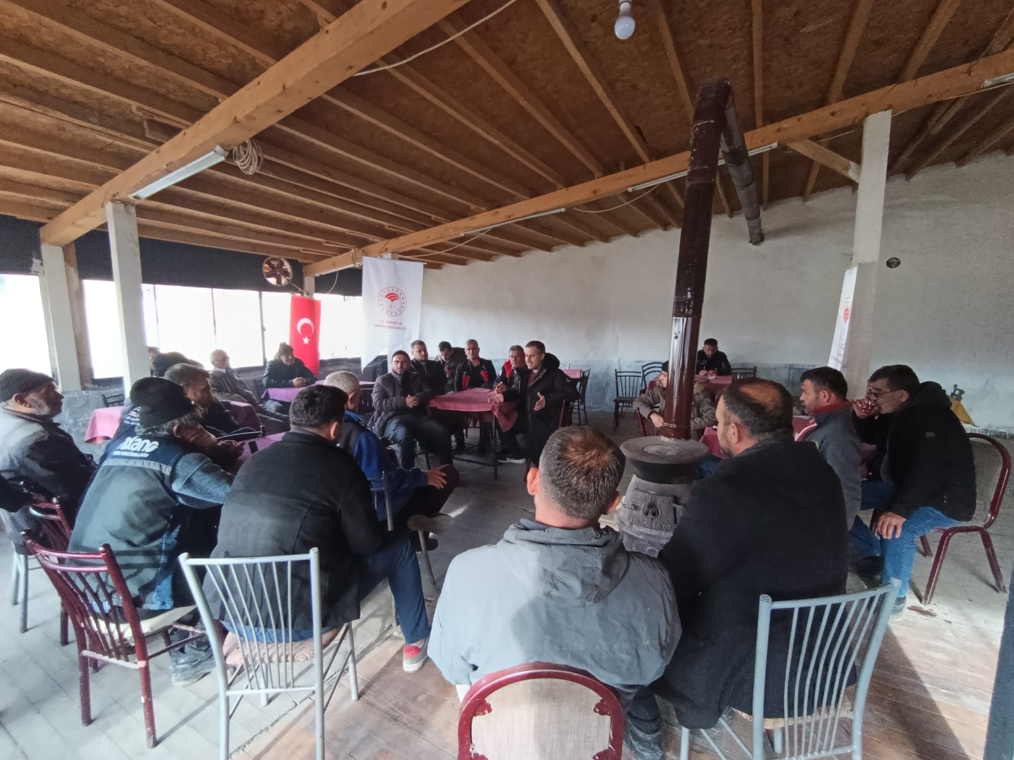 Konya İl Tarım’dan Ahırlı’da Çiftçi Buluşması: Üretimin Geleceği Masaya Yatırıldı - Görsel 2