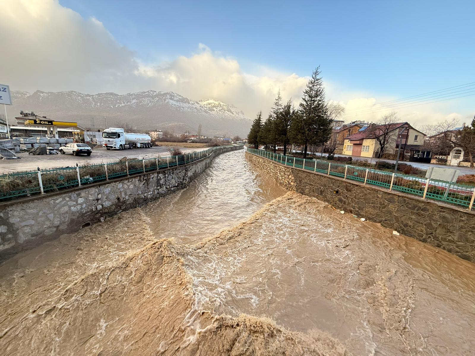 Bereketli Yağmurlar Seydişehir'de Gürlevik Çağlayanı’nı Coşturdu - Görsel 3