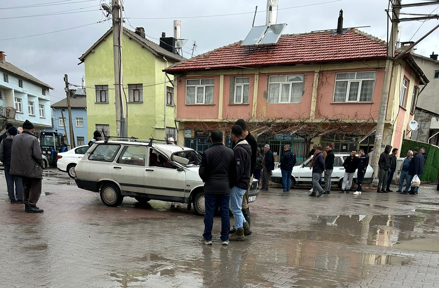 Seydişehir’de Otomobil ile Kamyon Çarpıştı: 1 Yaralı - Görsel 1