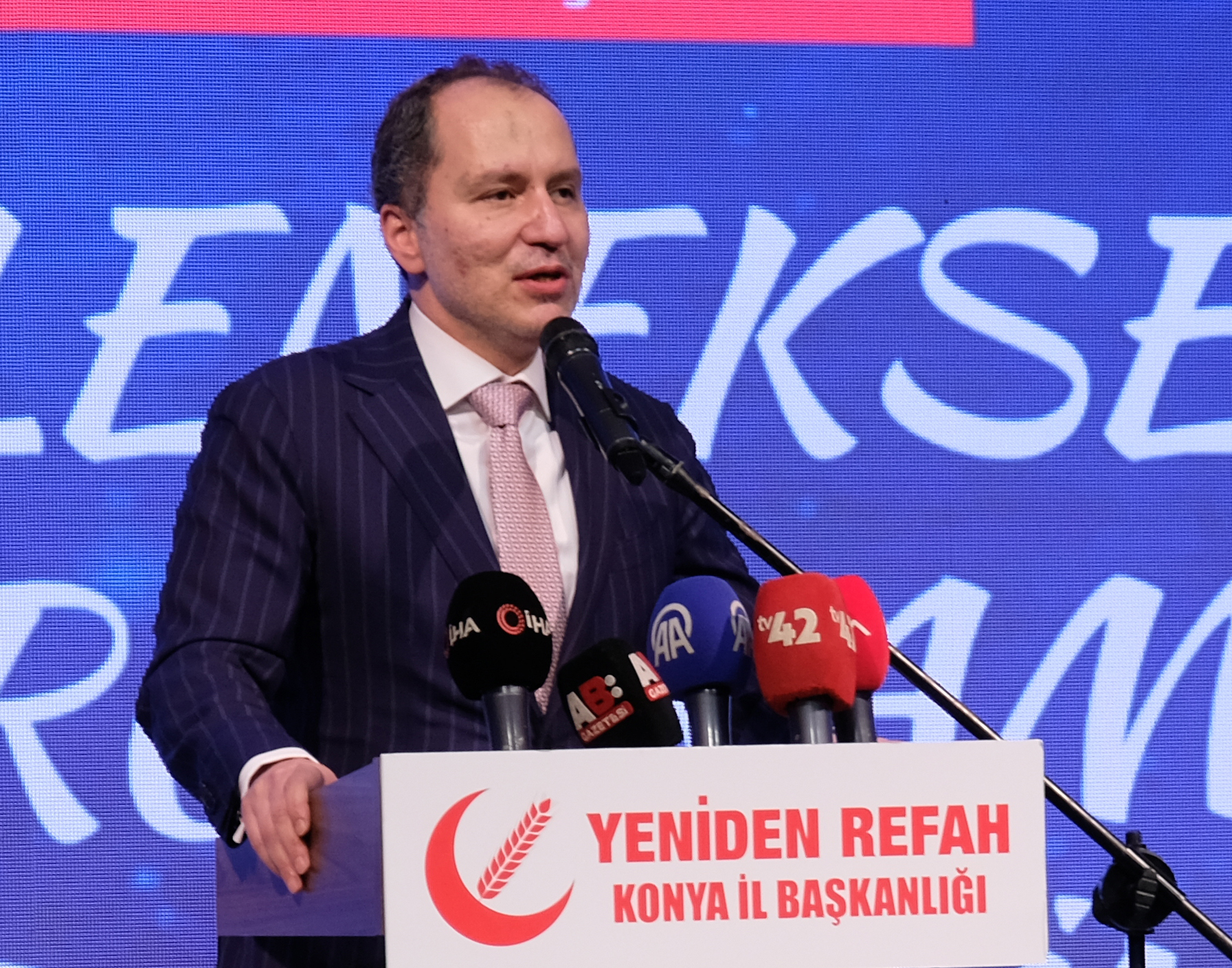 Konya - Fatih Erbakan: Dost ve kardeş İran halkına başsağlığı diliyorum - Görsel 1