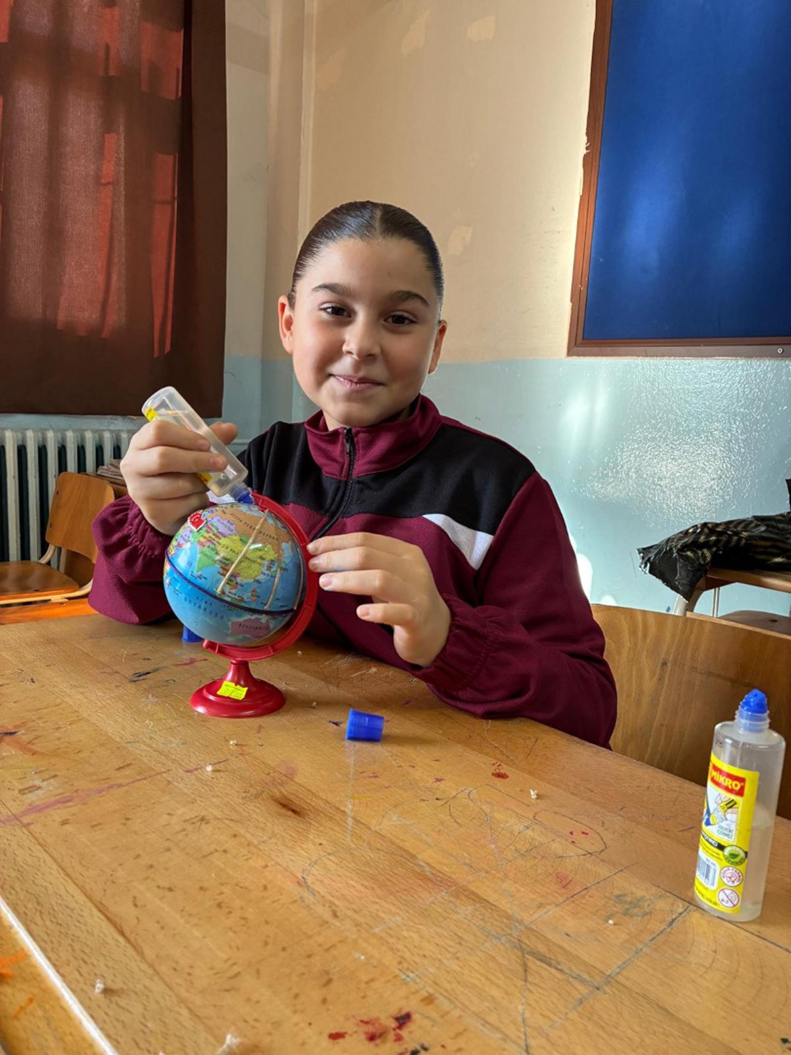 Görme engelli Seda öğretmenden 'Dünya parmaklarının ucunda' projesi - Görsel 10