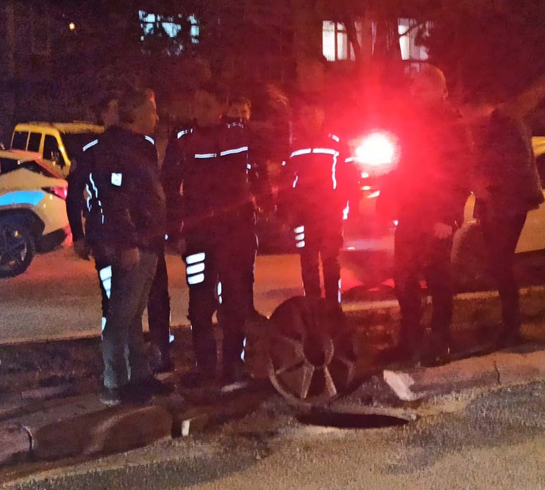 Konya'da maskeli, biber gazlı kuyumcu soygununda imitasyon bilezikler çalındı: 3 gözaltı - Görsel 9