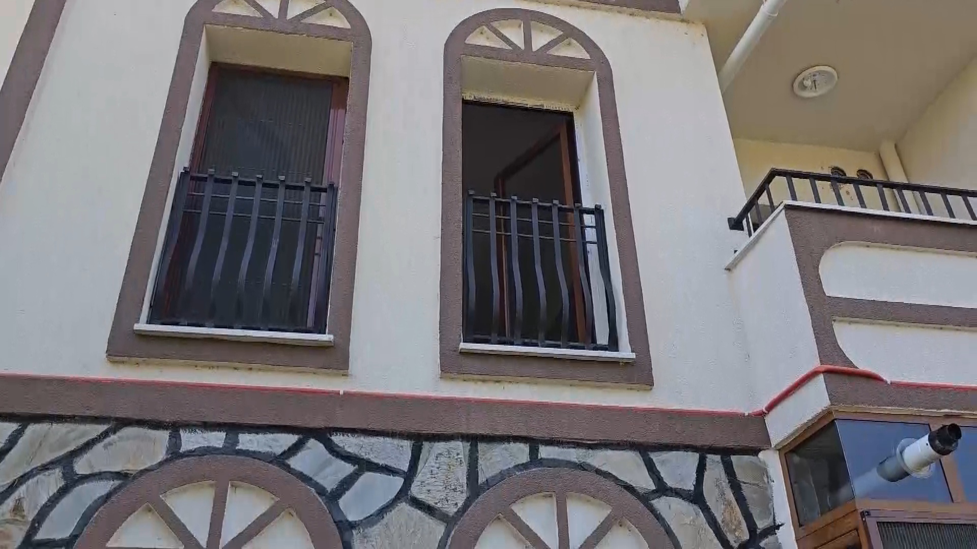 Zonguldak- Anne ve anneannesini öldürüp, 116 parçaya bölen kadına indirimli 2 müebbet - Görsel 3