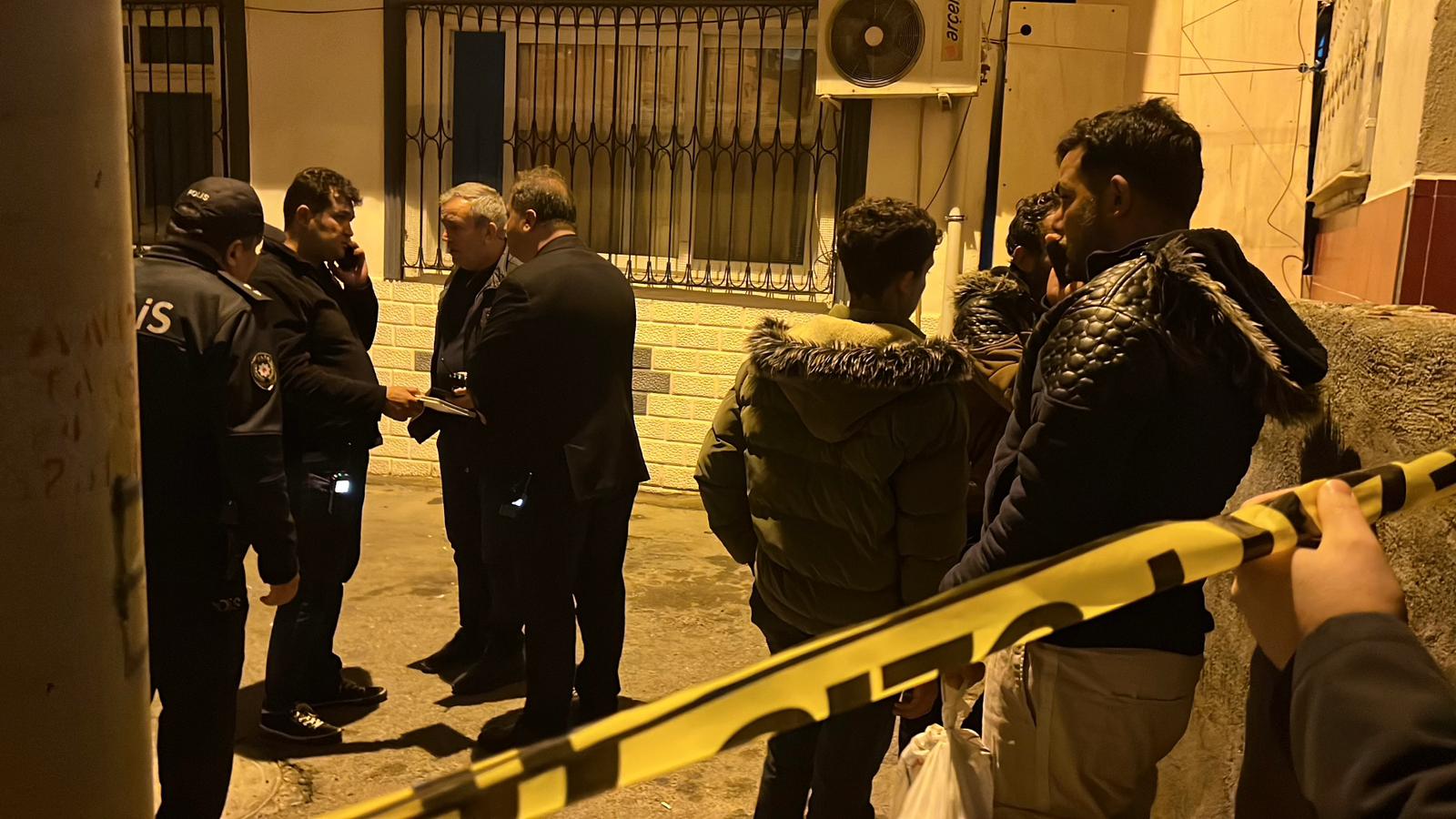 Silahlı kavgada sokaktan geçen genç kız öldü, 1 kişi de yaralı - Görsel 6