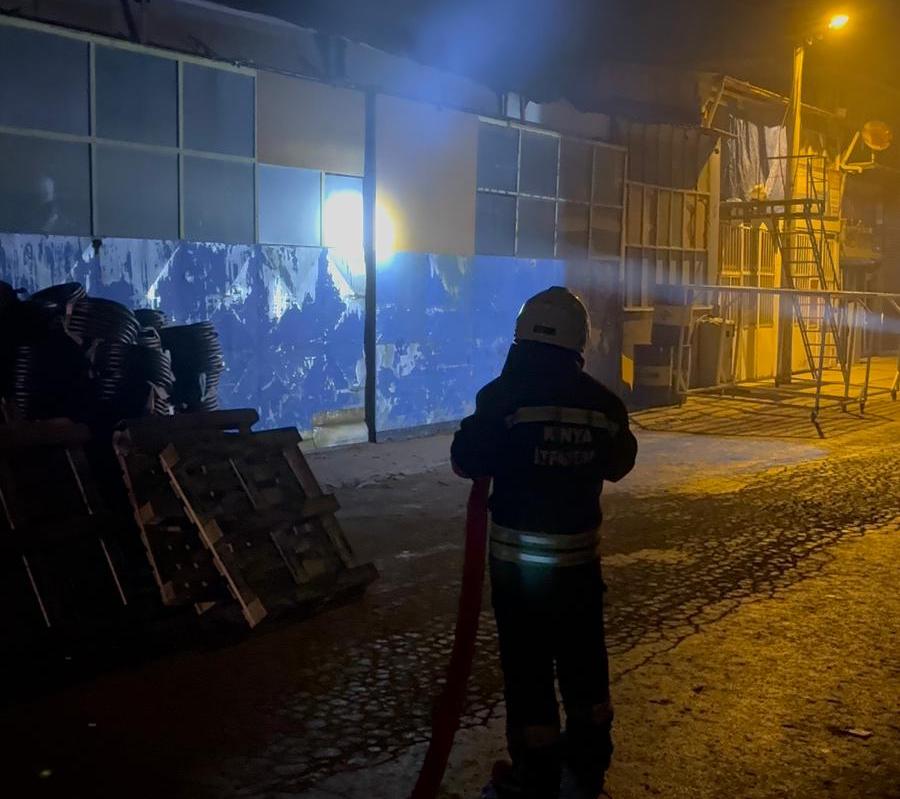 Seydişehir’de Korkutan Gece: Yangın Tüpü İmalathanesinde Yangın Paniği! - Görsel 3