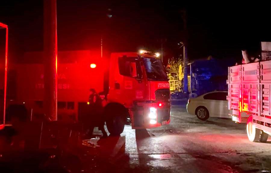 Seydişehir’de Korkutan Gece: Yangın Tüpü İmalathanesinde Yangın Paniği! - Görsel 4