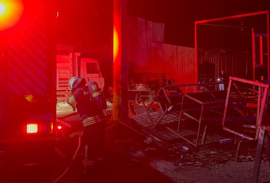 Seydişehir’de Korkutan Gece: Yangın Tüpü İmalathanesinde Yangın Paniği! - Görsel 5