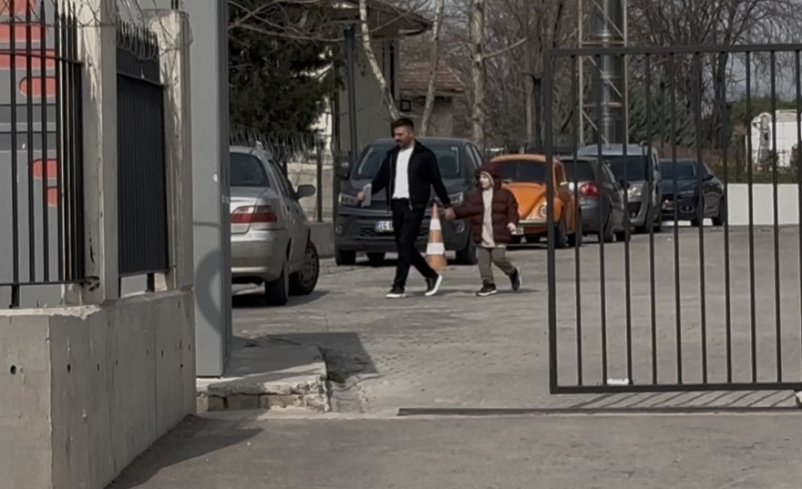 7 yıl sonra annesiyle yeniden tanışan ve ilk kez 'anne' diyen Nazar: Rebecca kötü değil, iyiymiş - Görsel 1