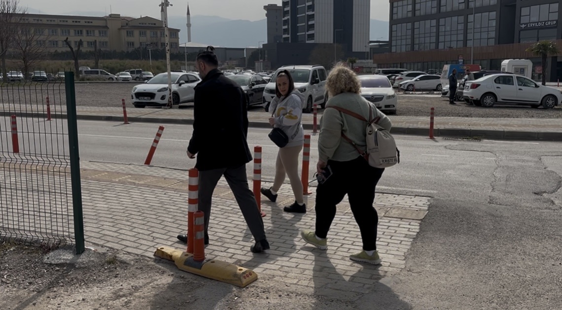 7 yıl sonra annesiyle yeniden tanışan ve ilk kez 'anne' diyen Nazar: Rebecca kötü değil, iyiymiş - Görsel 2