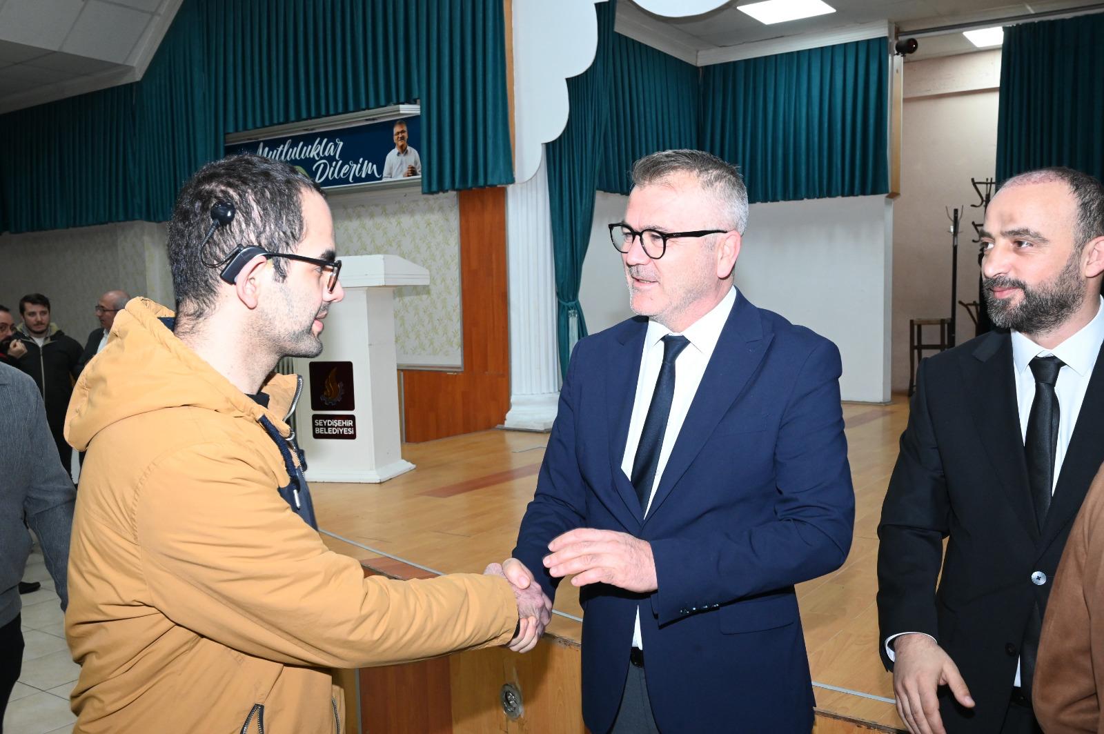 BAŞKAN USTAOĞLU ÇALIŞMA ARKADAŞLARI İLE BAYRAMLAŞTI - Görsel 4