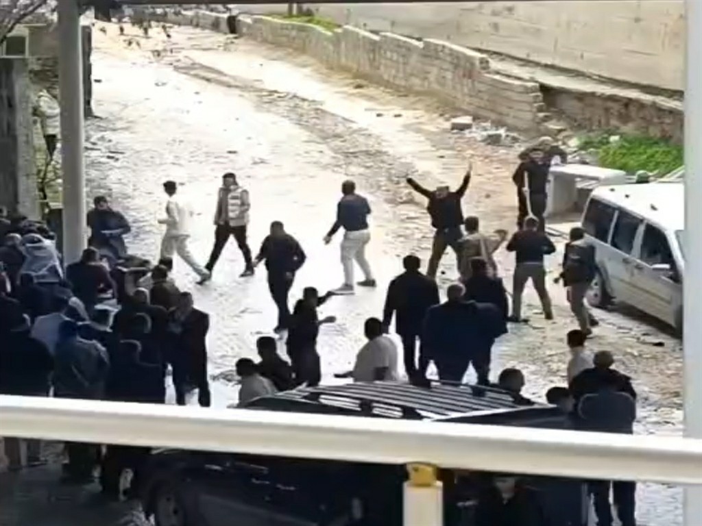 Hatay'da çocukların kavgasına aileler karıştı; 3 ölü, 22 yaralı - Görsel 3