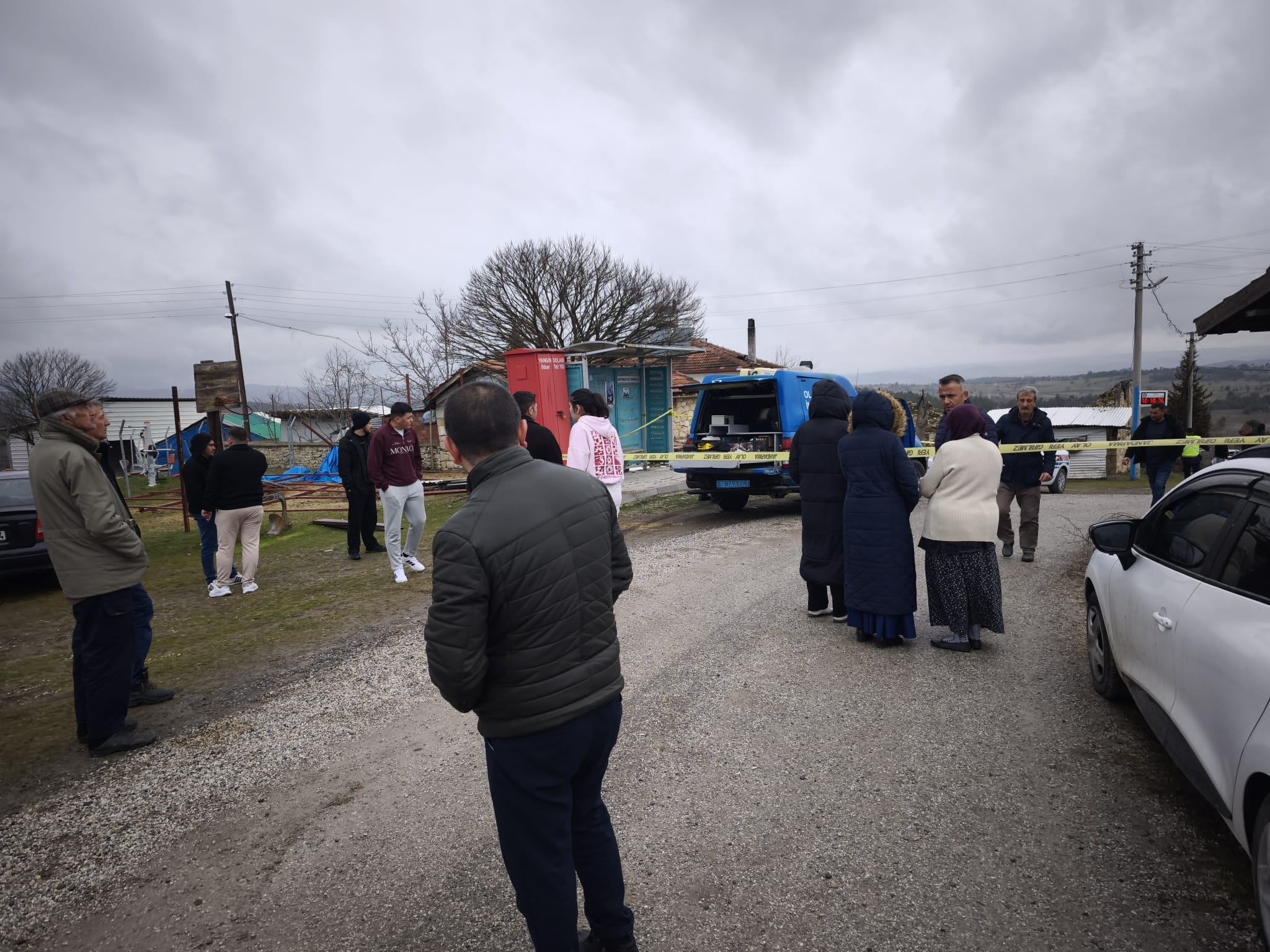Yeğenini bıçaklayıp öldürdü, araya giren kardeşi ile damadını ağır yaraladı - Görsel 3