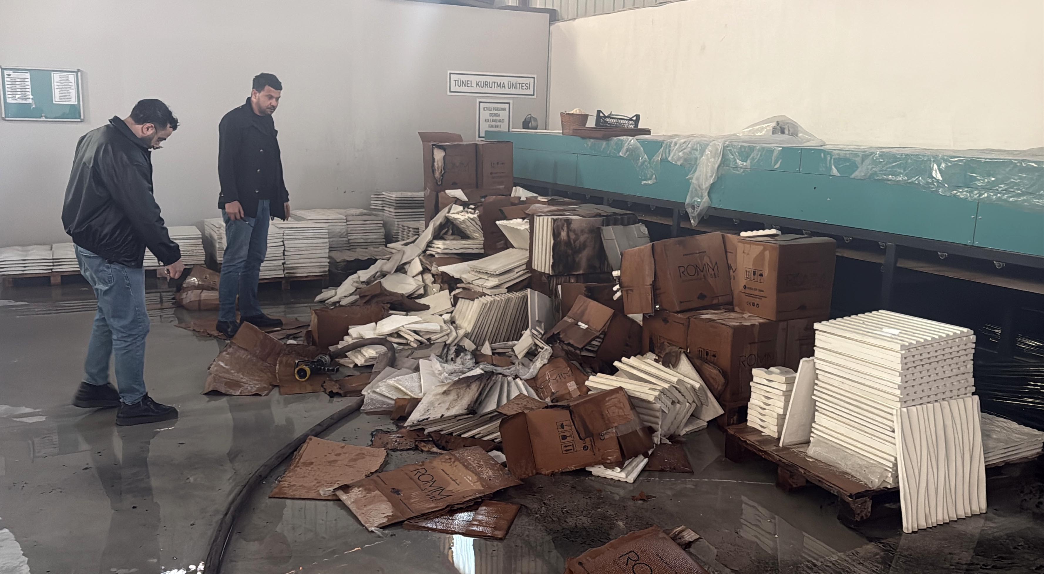 Maaşını alamadığı iddiasıyla iş yerini ateşe verdi - Görsel 4