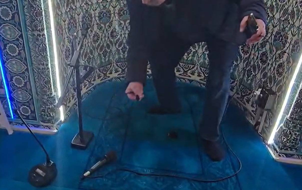 Cezaevinden izinli çıktı, girdiği 3 camideki ses sistemlerini sopayla kırıp söktü - Görsel 10