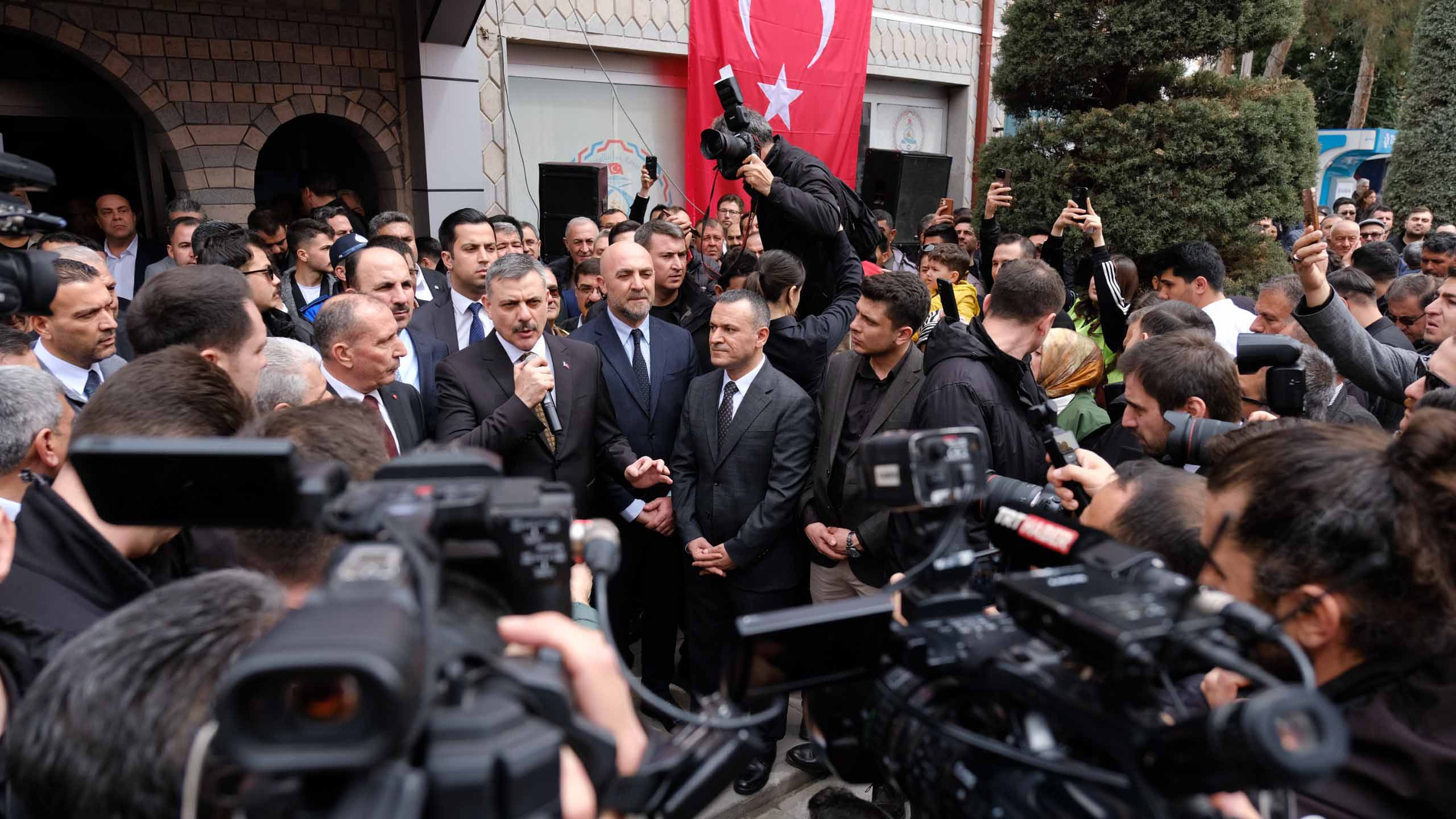 Konya - Bakan Çiftçi: Çok güç bir görevdeyiz, çalışıp gayret edeceğiz - Görsel 8