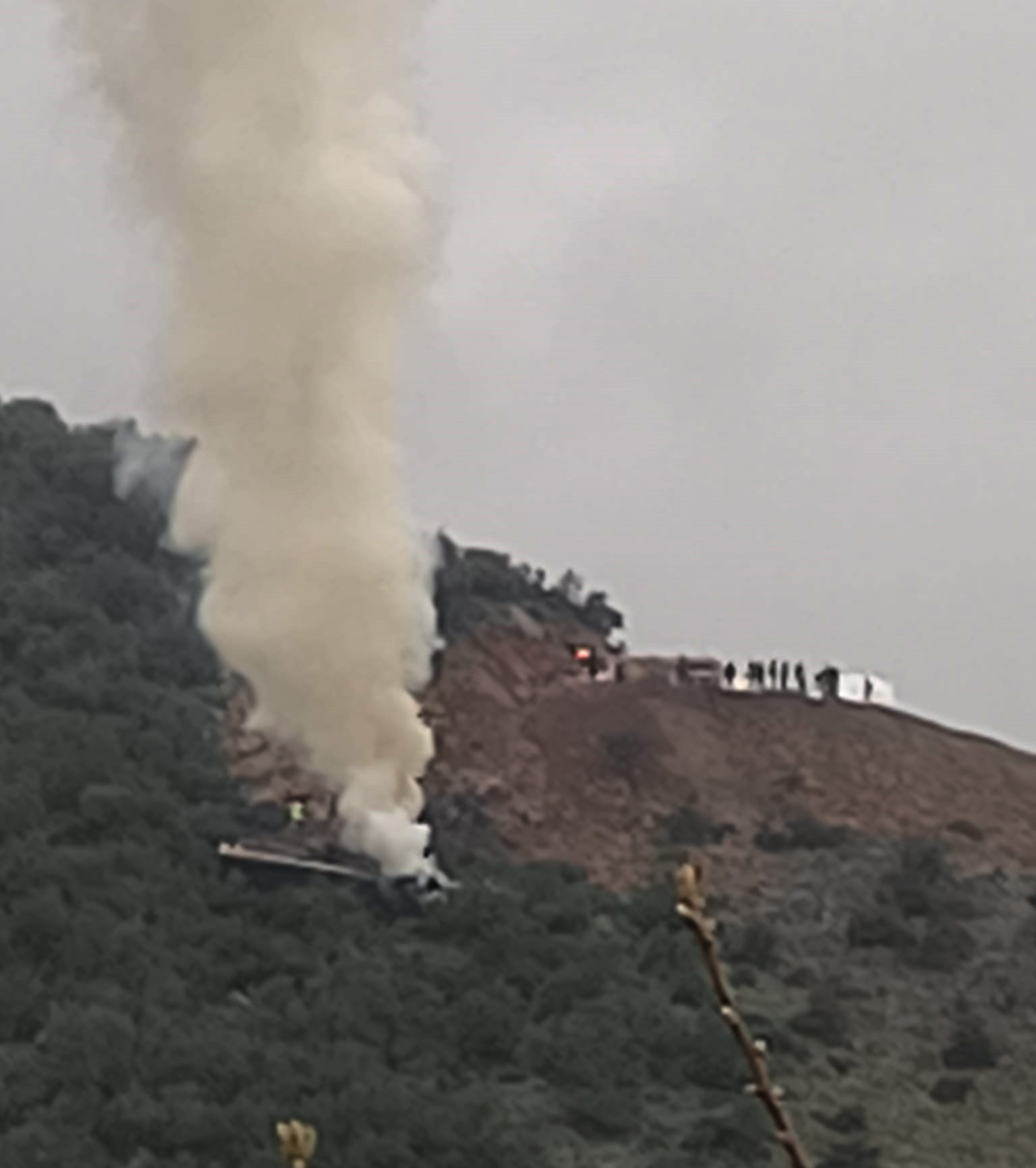 Gaziantep’te uçuruma devrilen TIR’ın 25  yaşında şoförü öldü - Görsel 7
