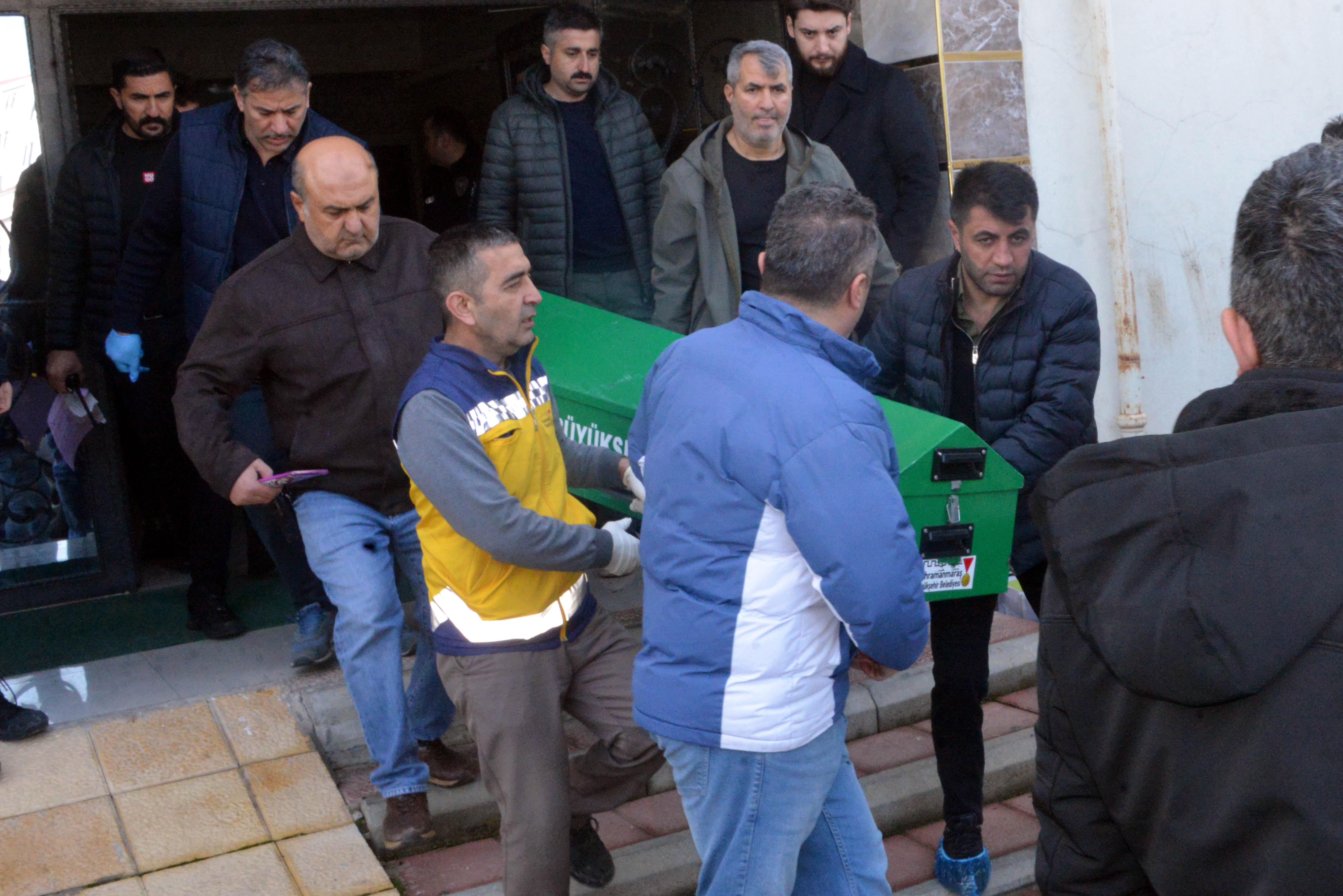 Kahramanmaraşta ;Tartıştığı babasını boğazını keserek öldürdü - Görsel 3