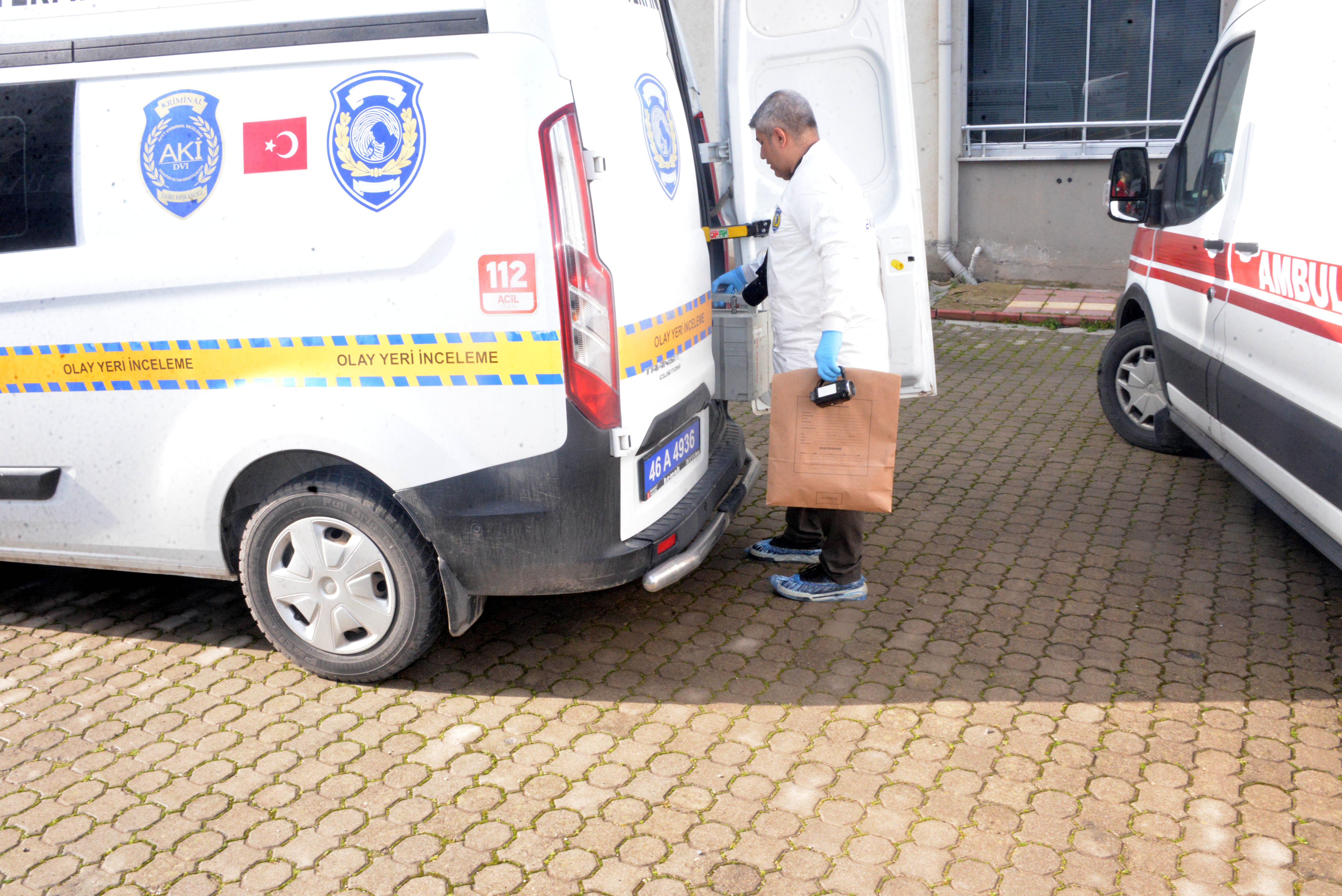 Kahramanmaraşta ;Tartıştığı babasını boğazını keserek öldürdü - Görsel 4