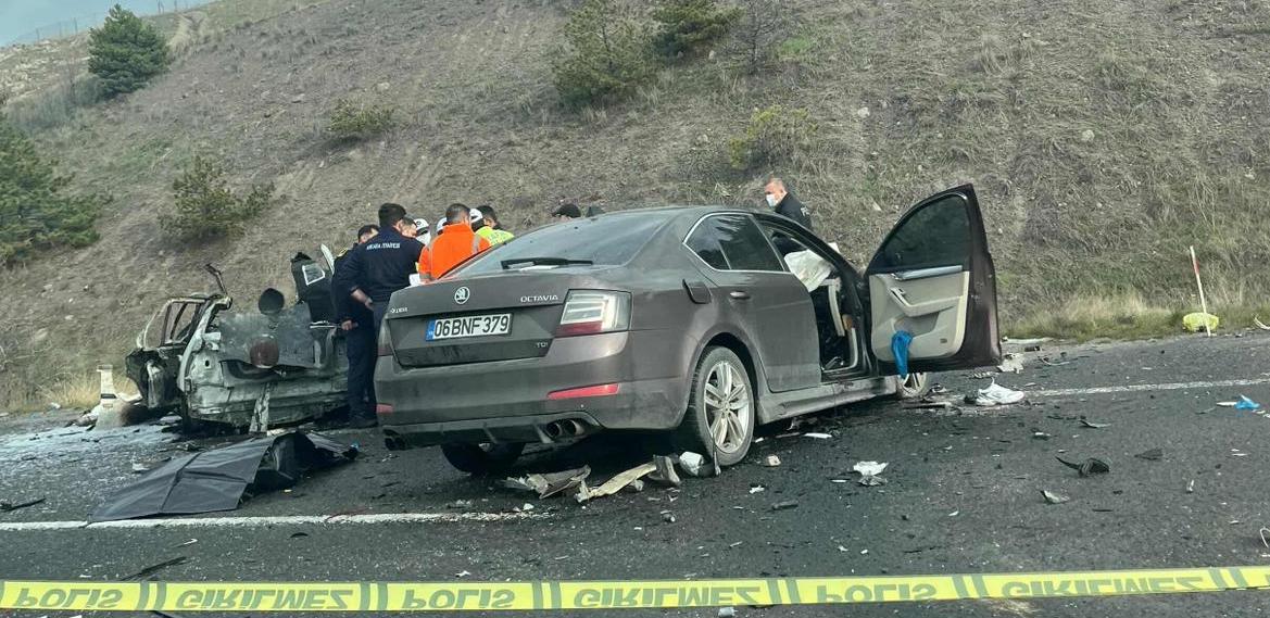 Konya plakalı otomobil Ankara'da kaza yaptı! 5 ölü - Görsel 1