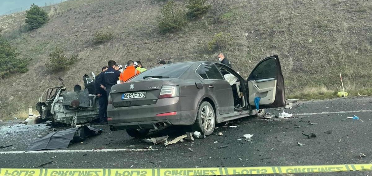 Konya plakalı otomobil Ankara'da kaza yaptı! 5 ölü - Görsel 4