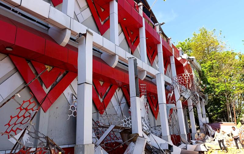 Endonezya açıklarında 7.4 büyüklüğünde deprem - Görsel 1