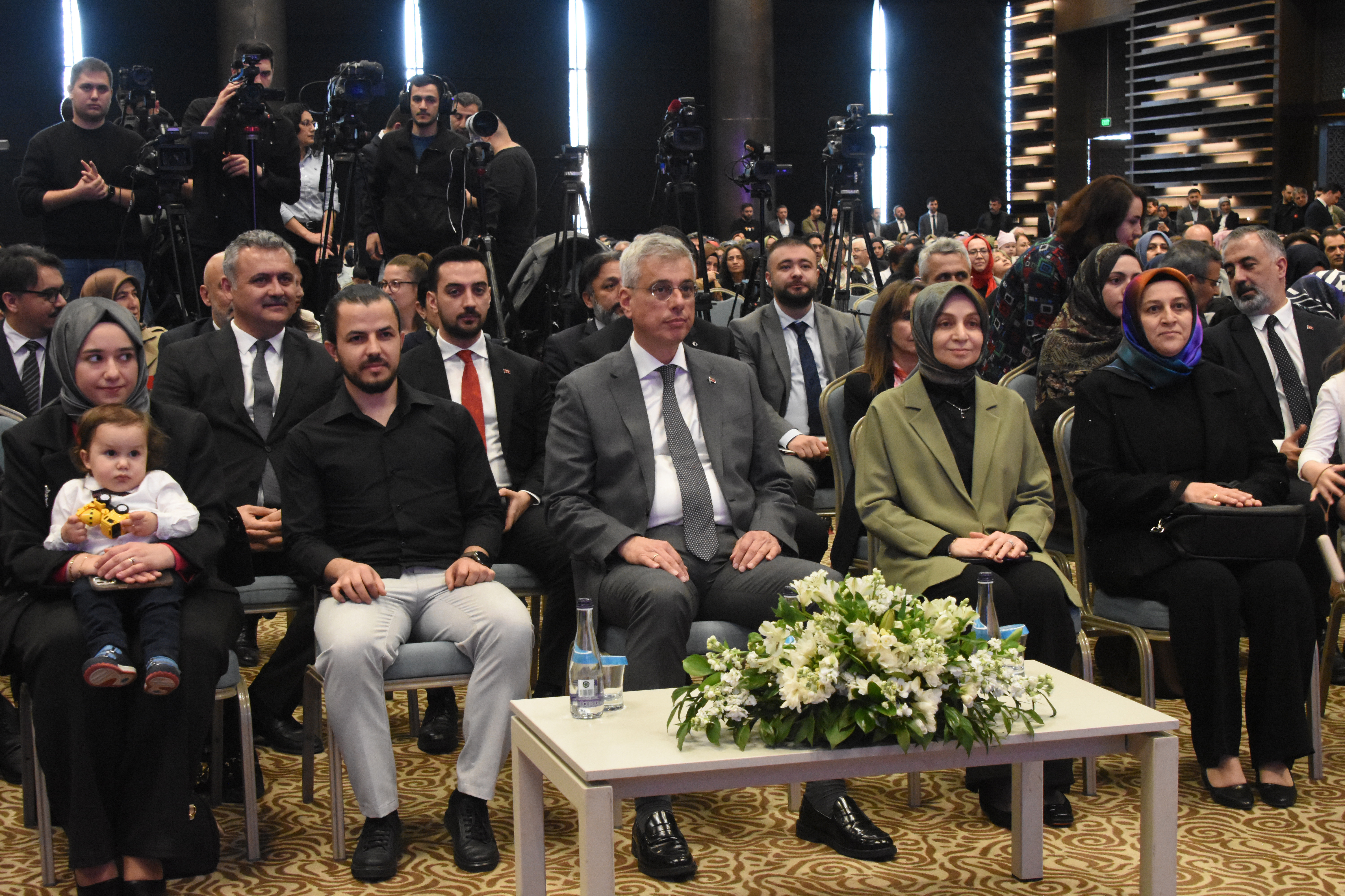 Bakan Memişoğlu: Son 3 ayında ilk hamileliğini yaşayan anne adayına ebe tahsis ediyoruz - Görsel 1