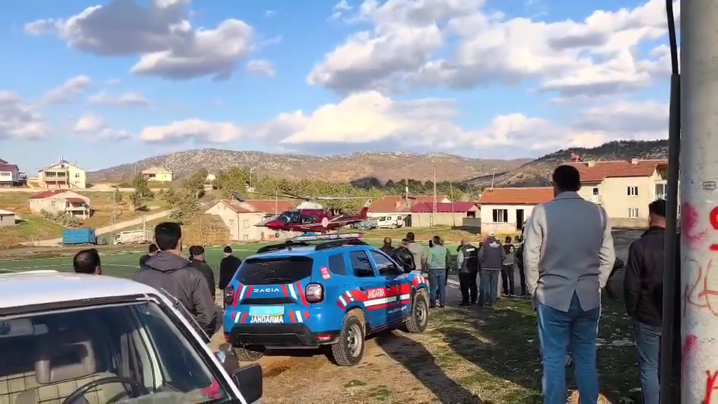 Bozkır'da Can Pazarı: Yaralı Genç İçin Helikopter Havalandı - Görsel 2