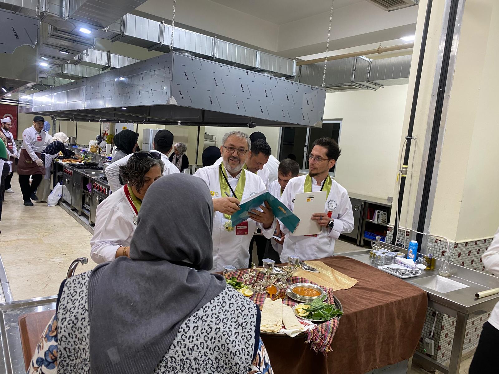 Seydişehirli Hatice Nazmiye Kaplan, Konya Mutfak Kültürünü Ödülle Taçlandırdı - Görsel 5