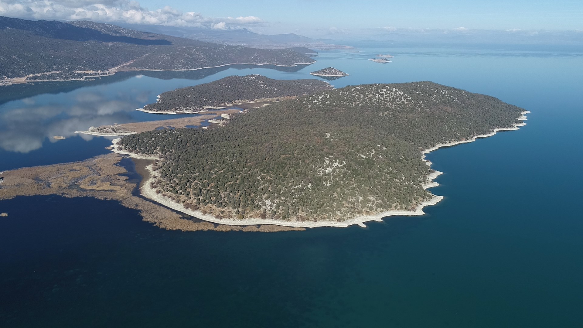 Konya- Prof. Dr. Baştaş: Yapay zekanın, 2027 yılında 6 milyar metreküp su tüketmesi bekleniyor - Görsel 1