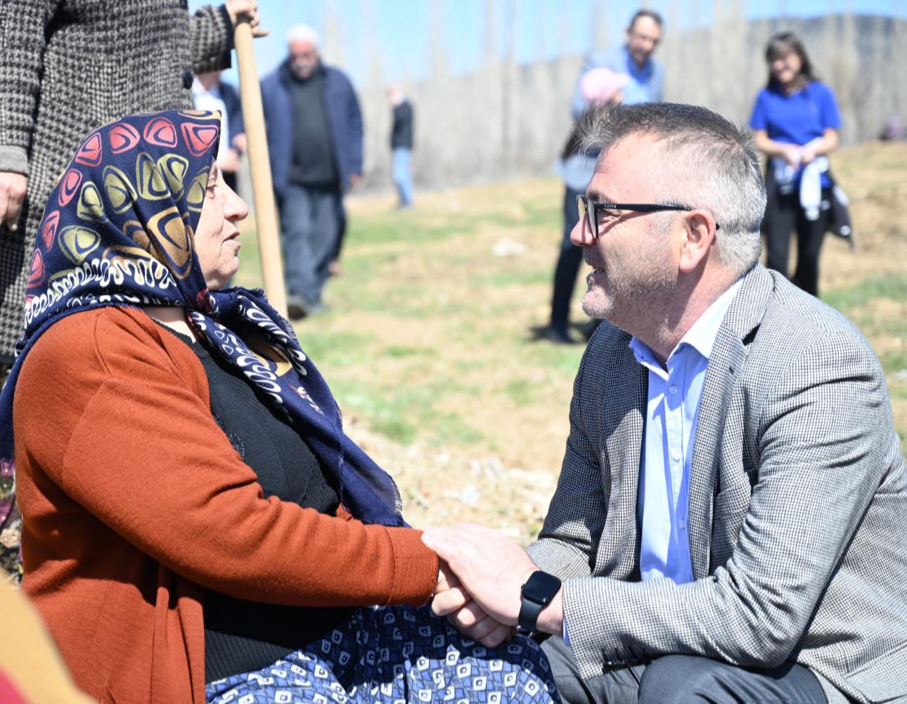 KIZILCA MAHALLESİNDE BİN 900 FİDAN TOPRAKLA BULUŞTU  - Görsel 6