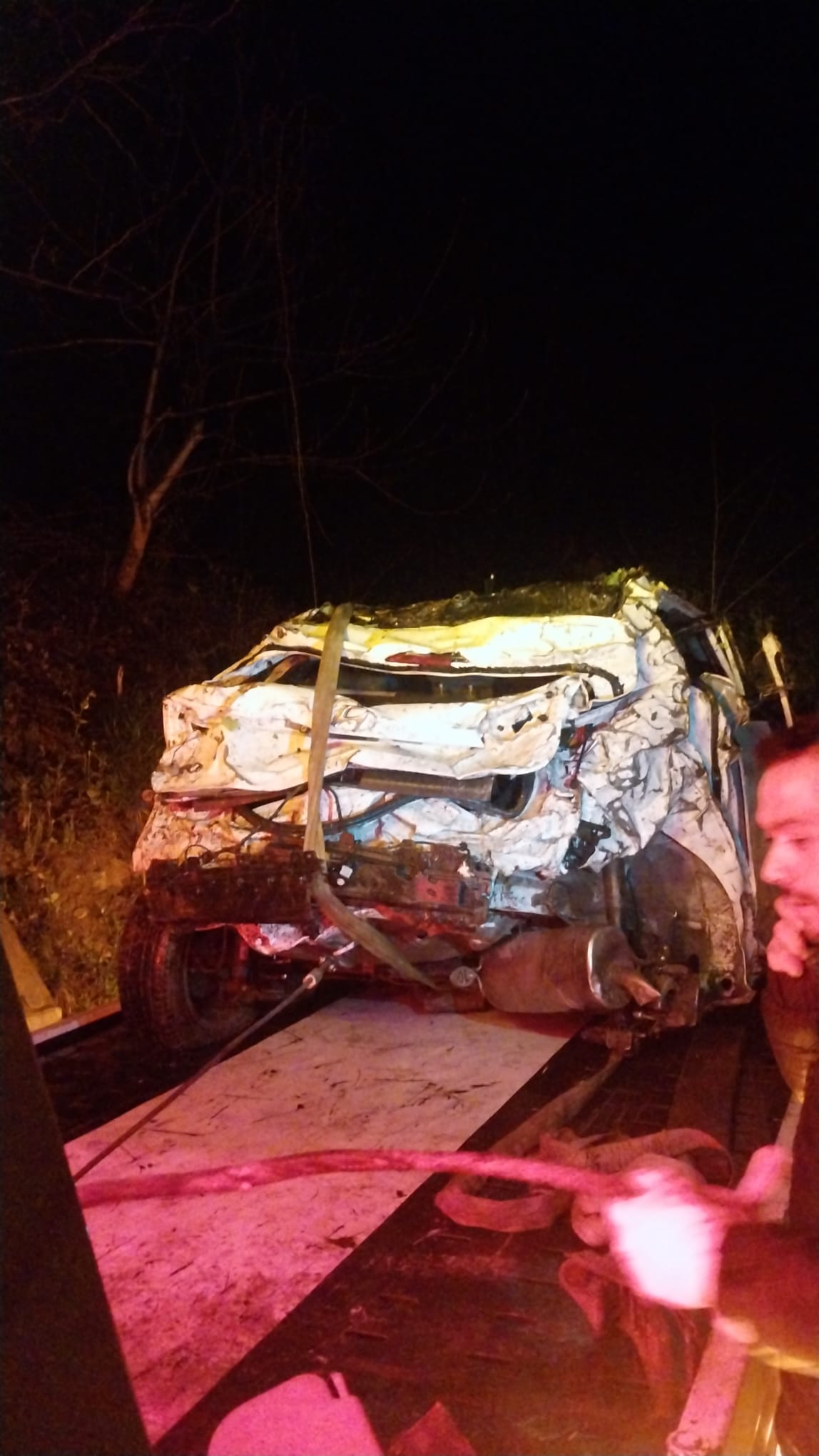 Orduda Otomobil uçuruma yuvarlandı; baba ve kızı hayatını kaybetti - Görsel 4