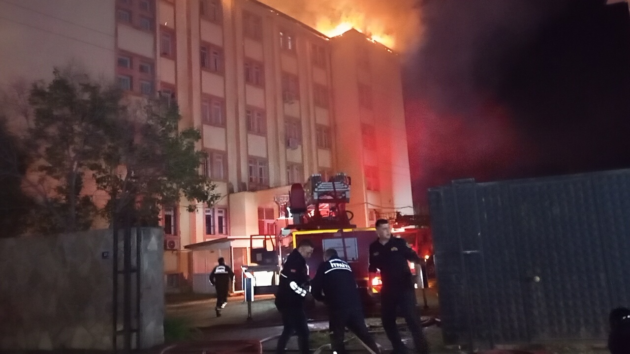 Aydın’da fen lisesi pansiyonunda yangın: 46 öğrenci tahliye edildi - - Görsel 2