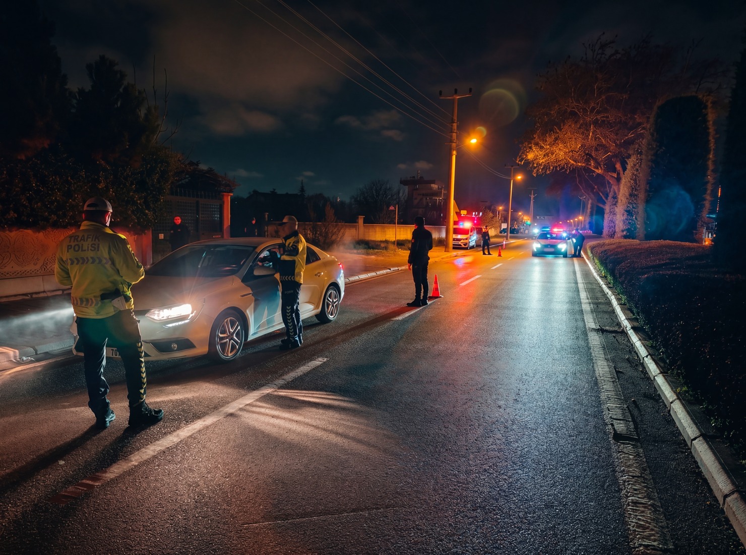 KONYA’DA “HUZUR-42/6” UYGULAMASIYLA GENİŞ KAPSAMLI DENETİM - Görsel 3