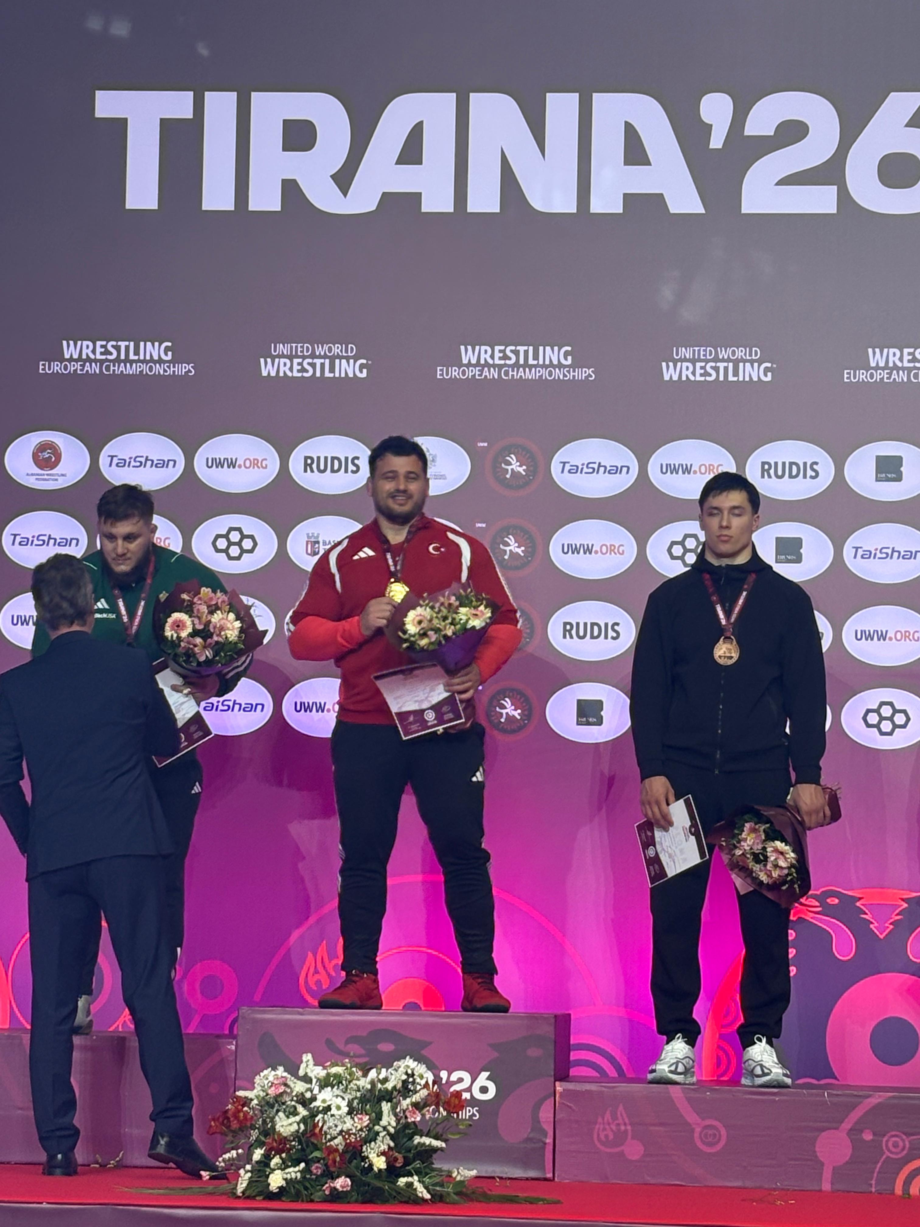 ?? Tarih Yazıldı: Rıza Kayaalp 13. Kez Avrupa’nın Zirvesinde! - Görsel 4