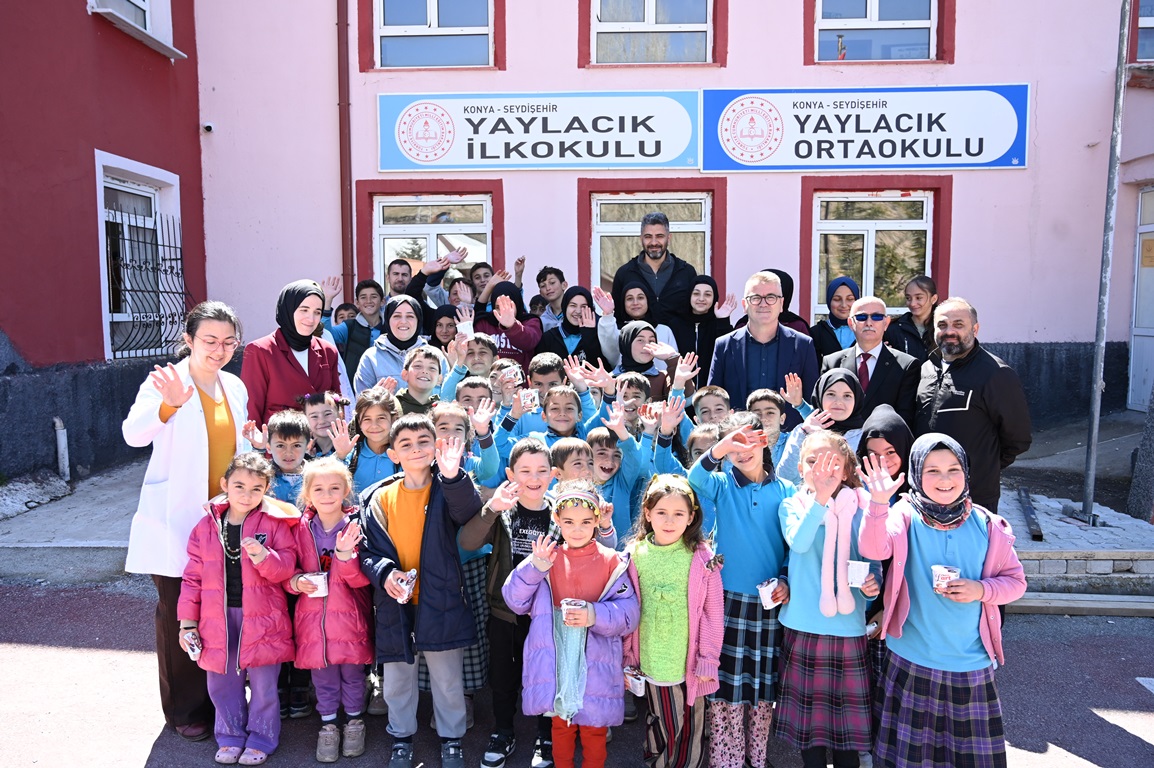 BELEDİYEDEN OKUL BAHÇELERİNE  GÜL  - Görsel 7