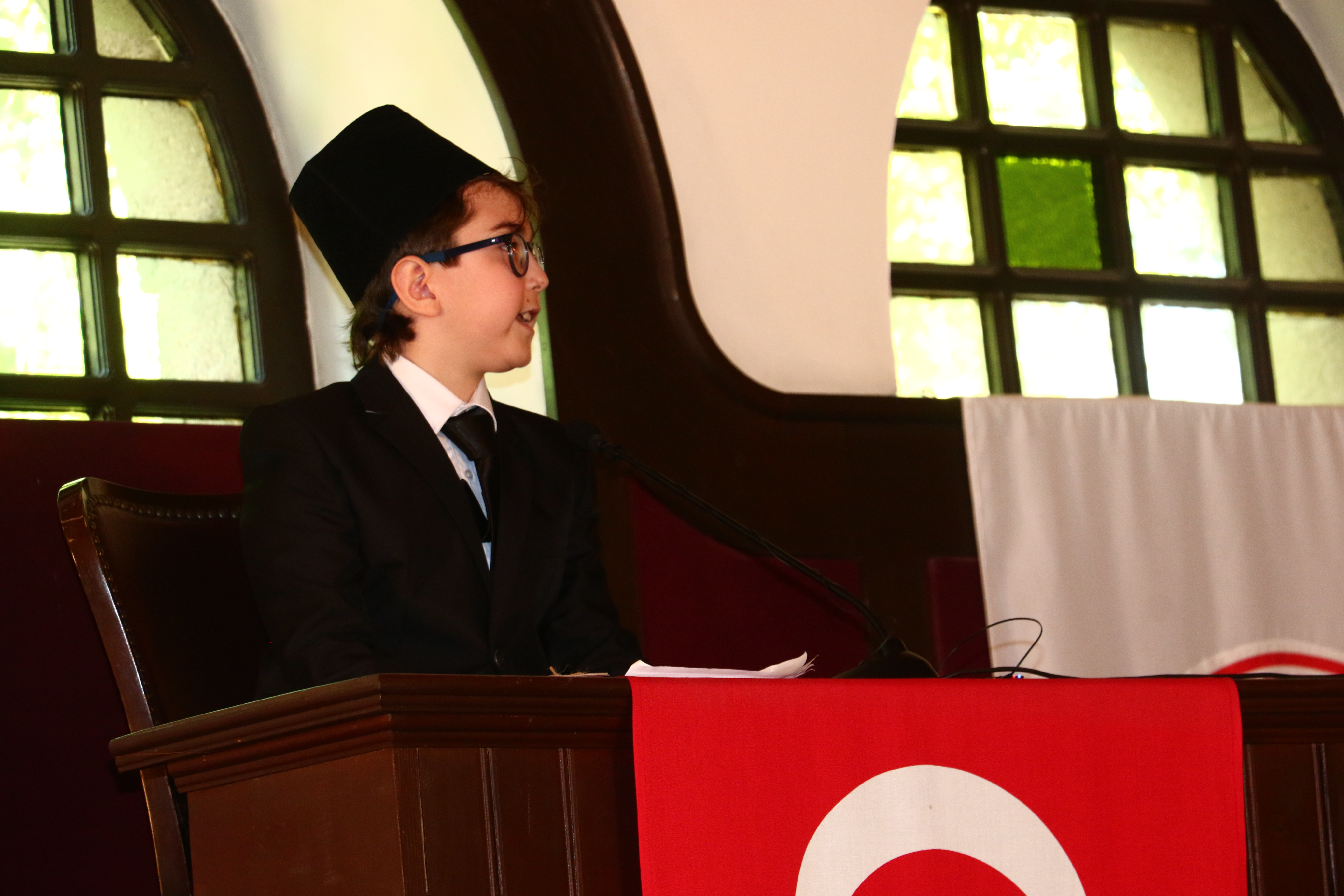 Ankara- Bakan Tekin, öğrencilerle 1'inci TBMM'ye yürüdü - Görsel 2