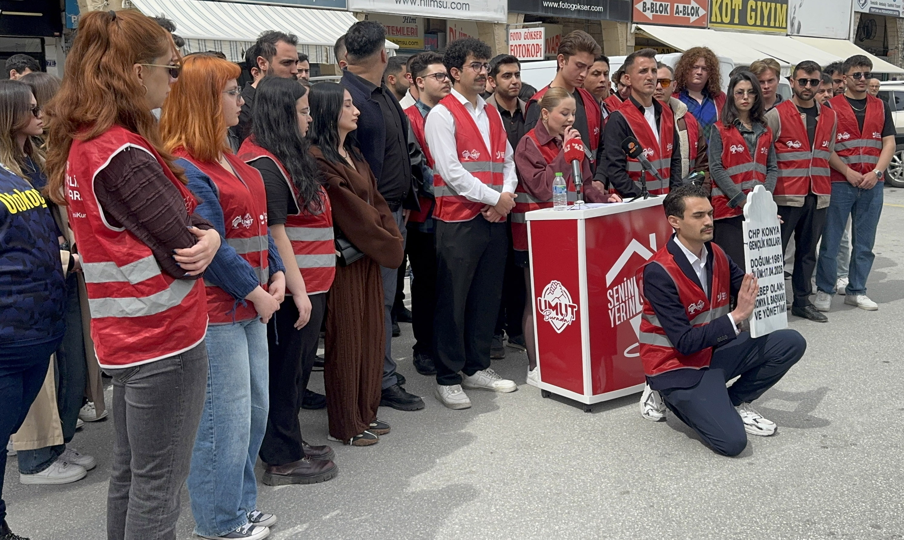 CHP Konya İl Teşkilatı'nda 'mezar taşlı' gerginlik - Görsel 6