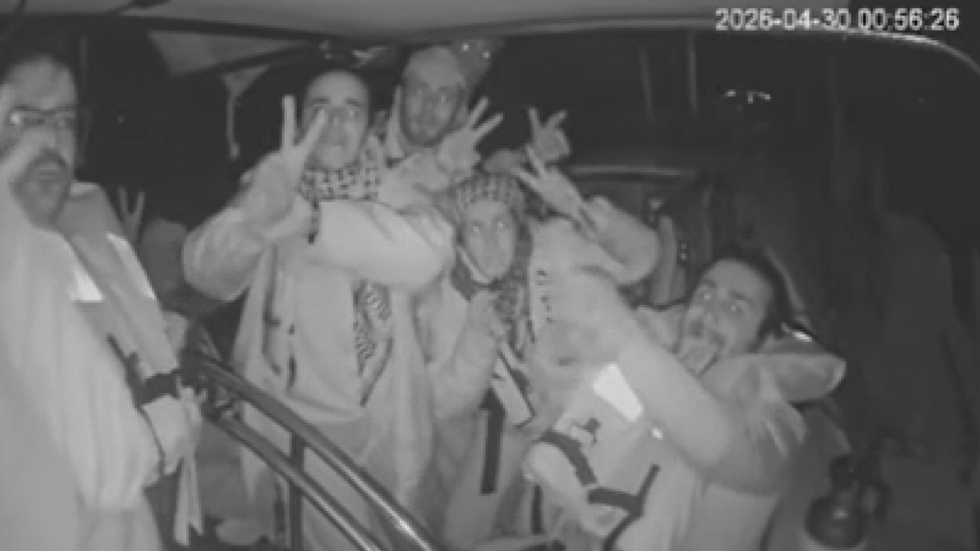 İsrail, Global Sumud Filosu'nu Yunanistan yakınlarında abluka altına aldı - Görsel 3