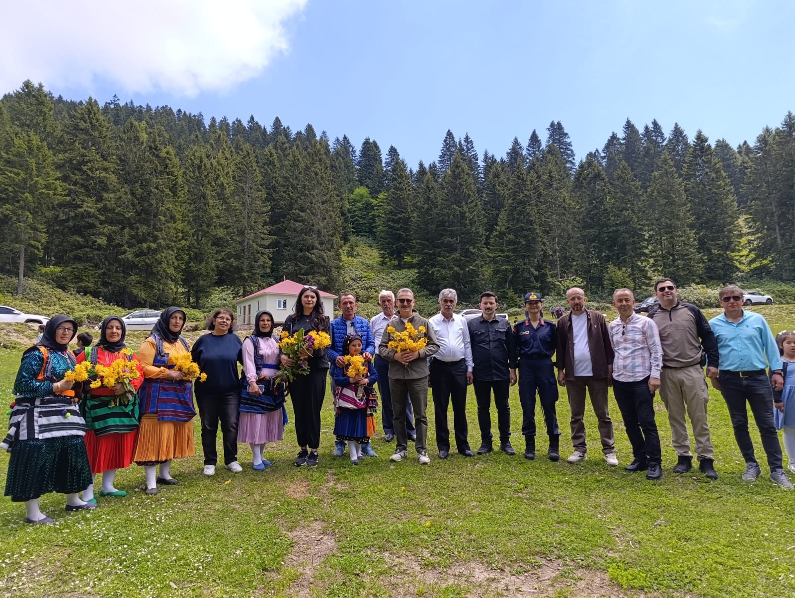 Trabzon'da renkli yayla göçü geleneği - Görsel 5